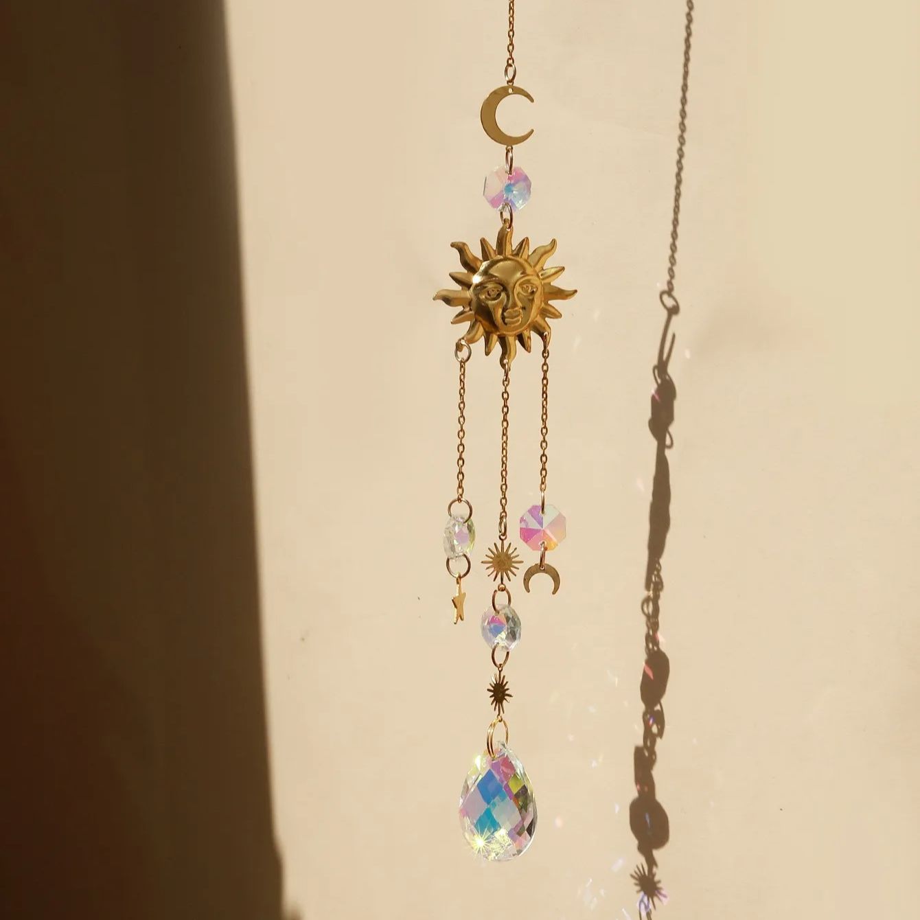 เครื่องประดับตกแต่งบ้านแบบแขวน - Crystal Sun Catcher บทวิจารณ์และราคา